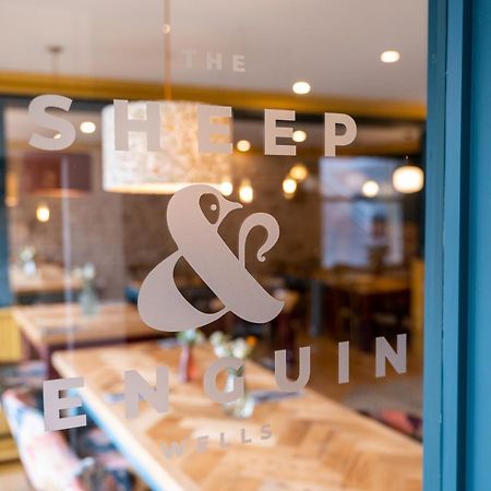 The Sheep And Penguin 호텔 웰스 외부 사진